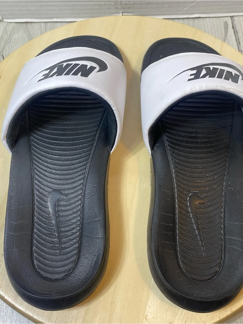 Nike Victori One Slides Sandals Black White Men's Size 11 CN9675-005